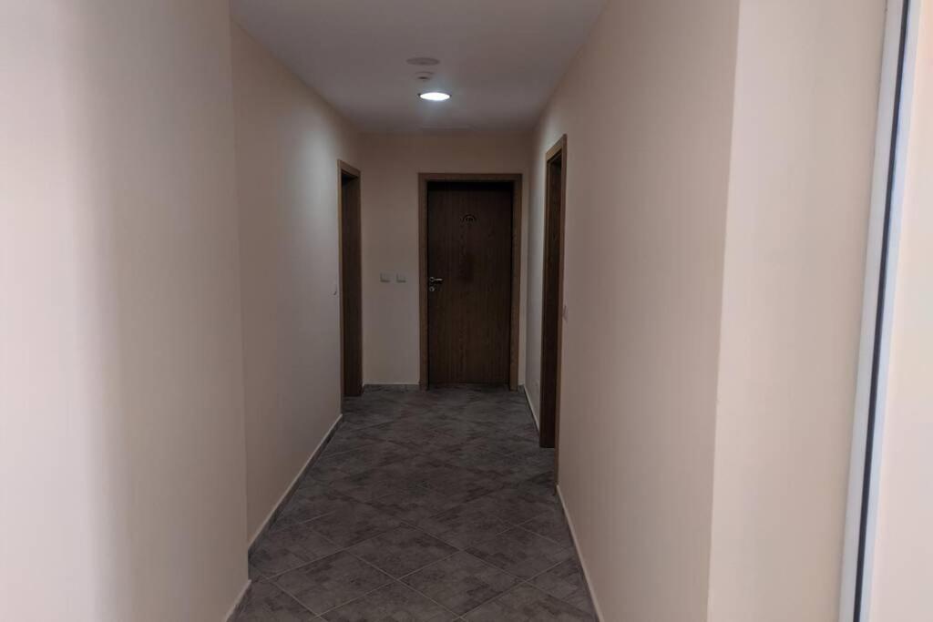 Ferienwohnung Royal Sun, 6 People, 600 M From The Sea Slantschew brjag Exterior foto
